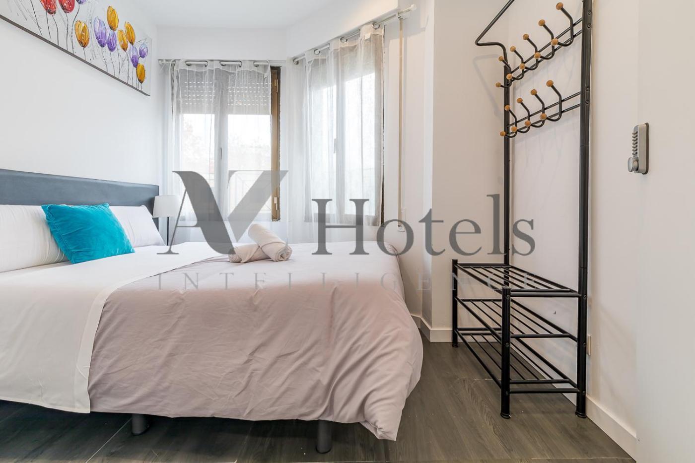 Maison d'hôtes Ayz Ulises - Auto Check-in Madrid
