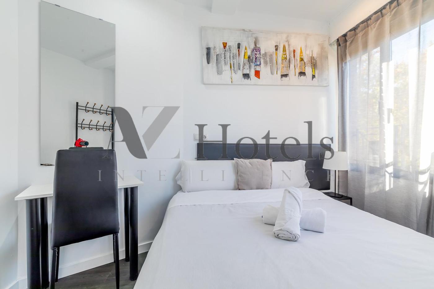 Maison d'hôtes Ayz Ulises - Auto Check-in Madrid